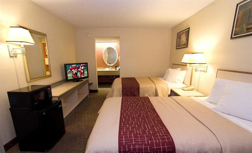 Bay Inn On Busch Tampa Ruang foto